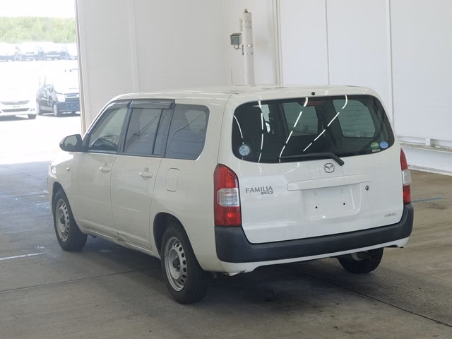 MAZDA FAMILIA