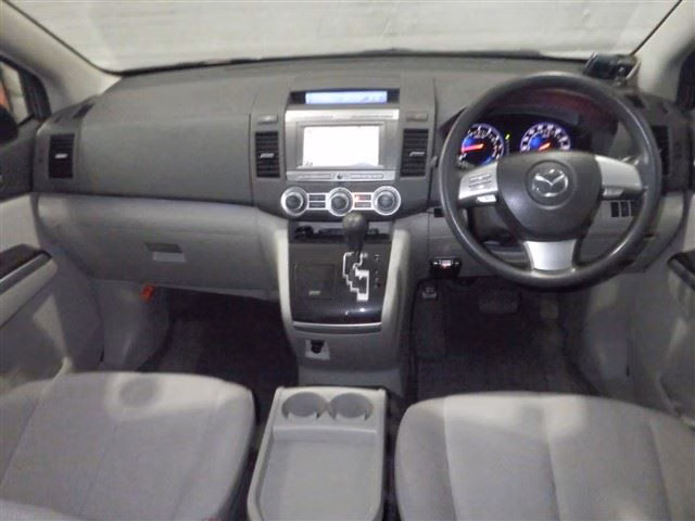 MAZDA MPV