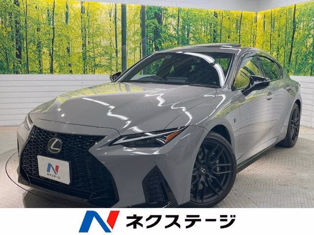 Lexus IS500