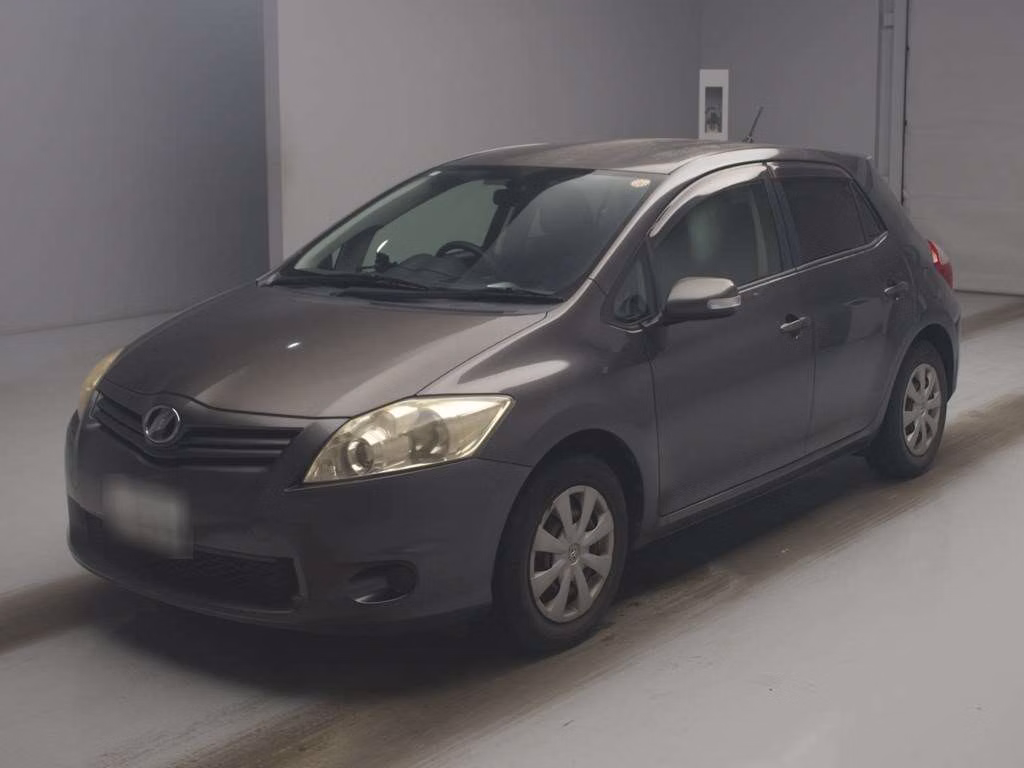TOYOTA AURIS