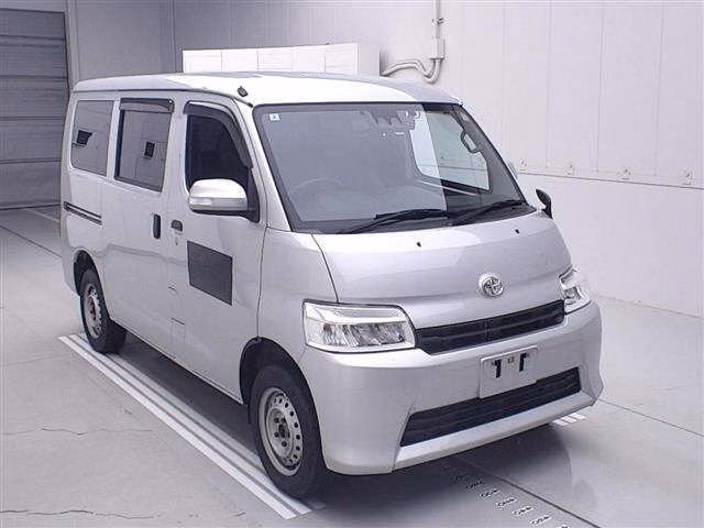 TOYOTA TOWN ACE