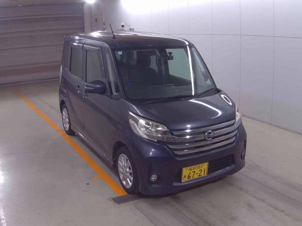 NISSAN DAYZ ROOX