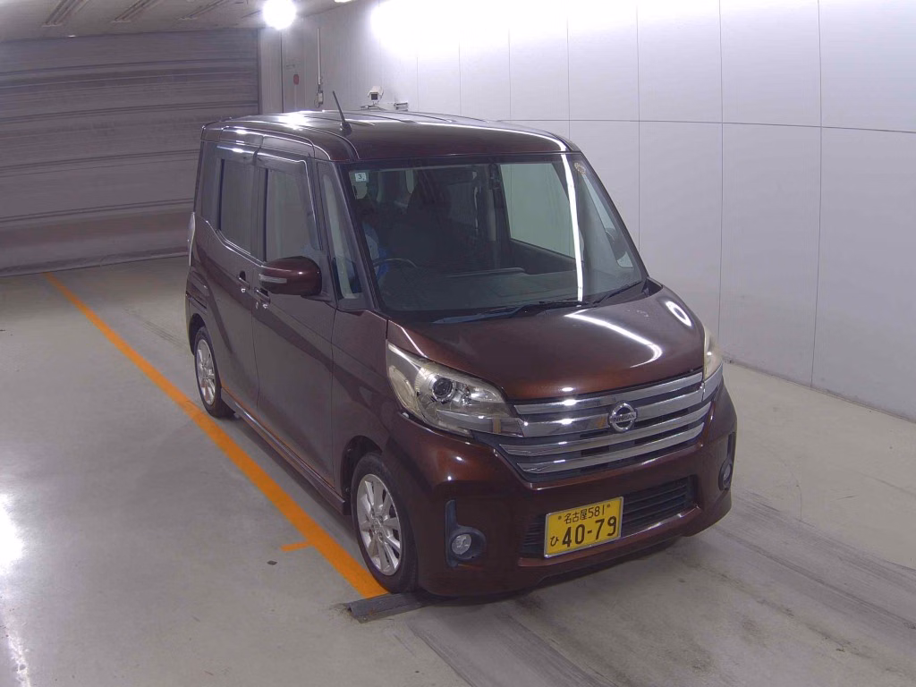 NISSAN DAYZ ROOX