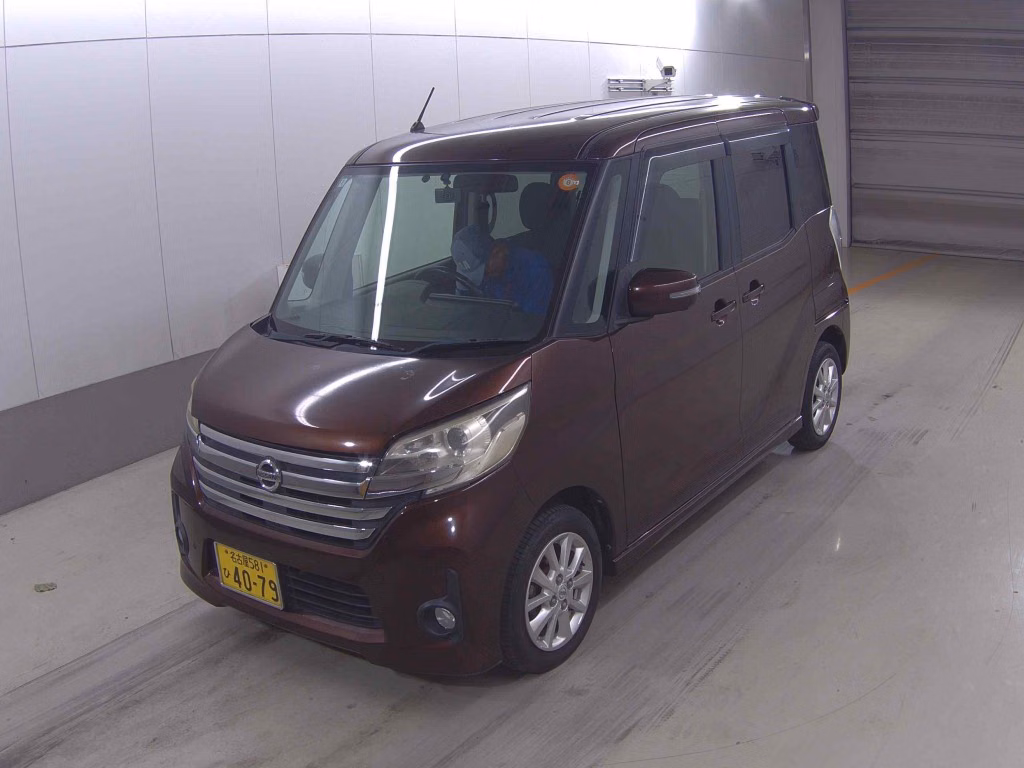 NISSAN DAYZ ROOX