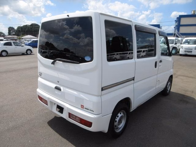 NISSAN NV100 CLIPPER