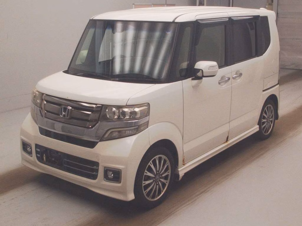 HONDA N-BOX