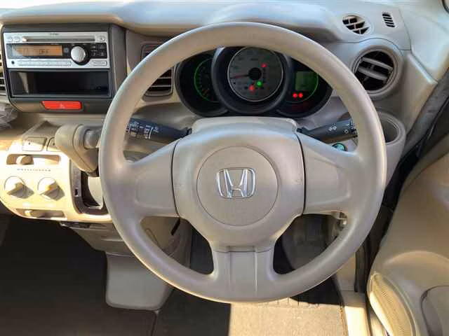 HONDA N-BOX+