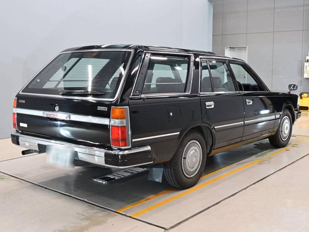 NISSAN CEDRIC