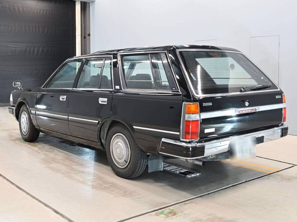 NISSAN CEDRIC