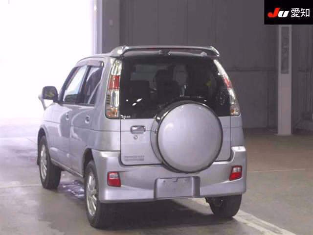 DAIHATSU TERIOS KID