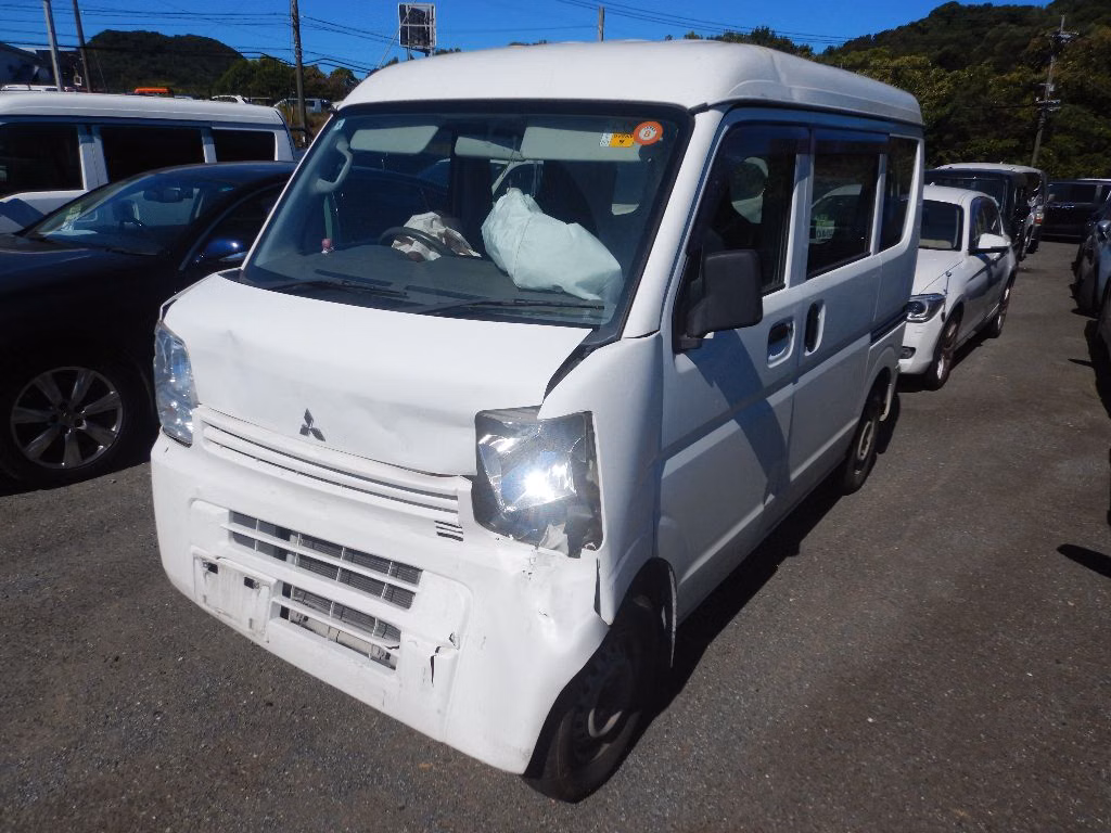 MITSUBISHI MINICAB