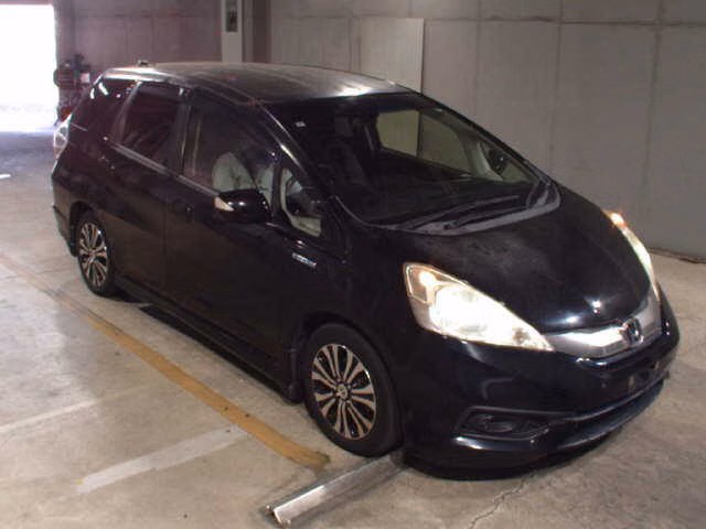 HONDA FIT SHUTTLE