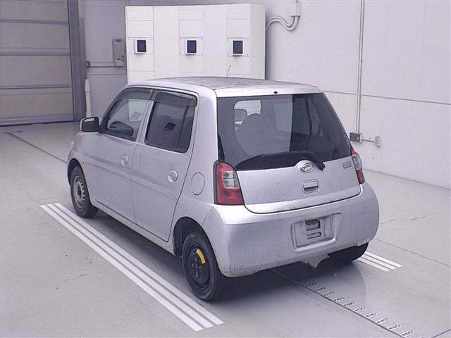 DAIHATSU ESSE