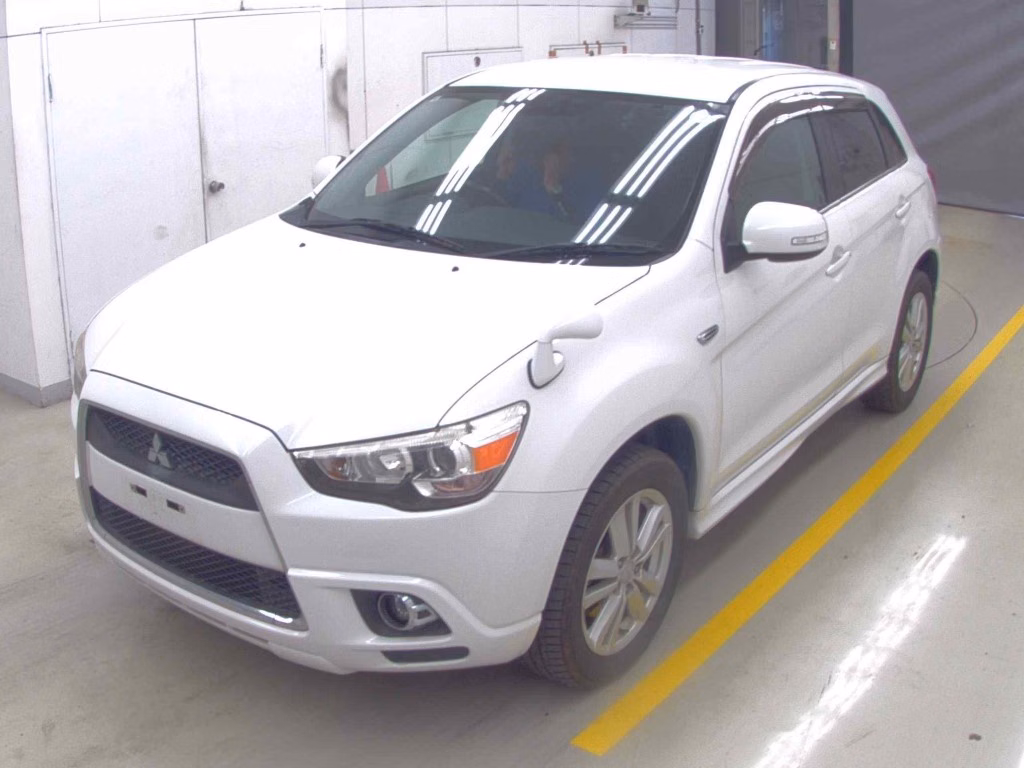 MITSUBISHI RVR