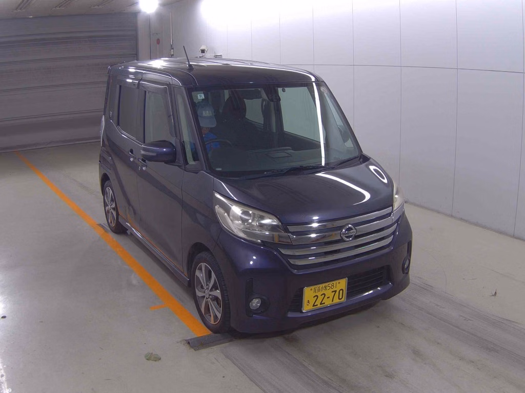 NISSAN DAYZ ROOX