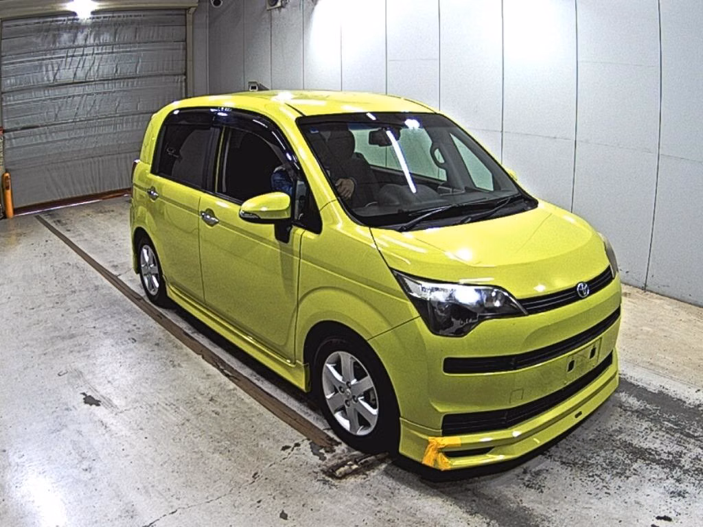 Toyota Spade