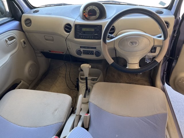 DAIHATSU ESSE