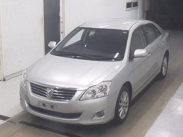 TOYOTA PREMIO