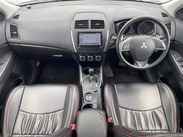 MITSUBISHI RVR