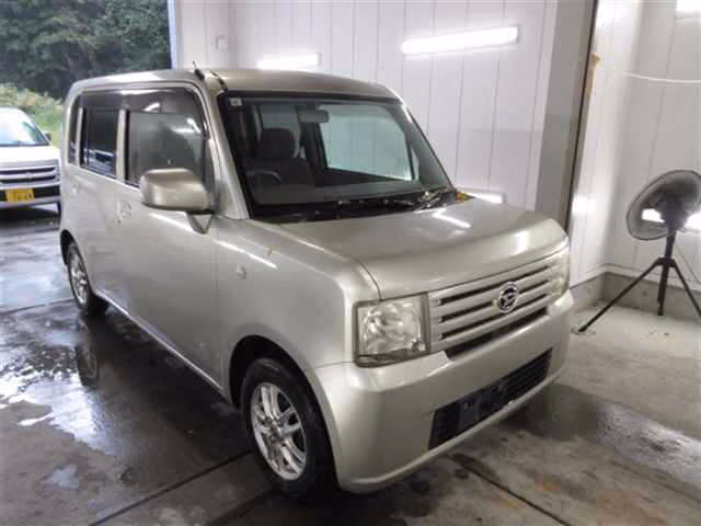 Daihatsu Move Conte