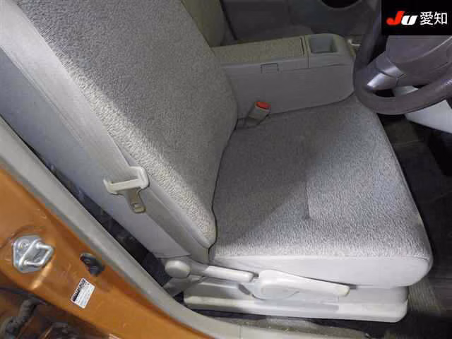 DAIHATSU BOON