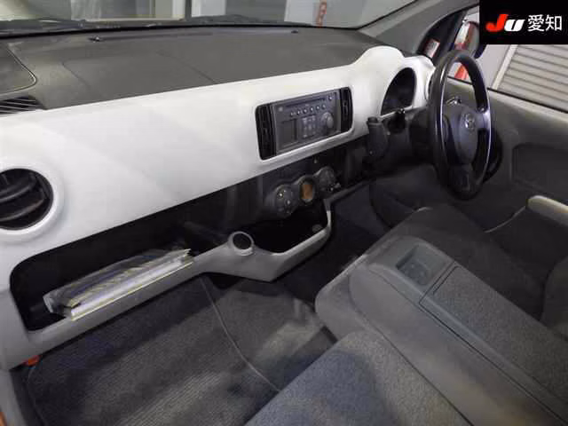 DAIHATSU BOON