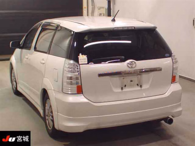 TOYOTA WISH