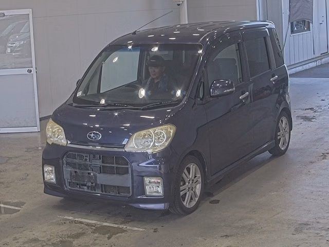 SUBARU LUCRA