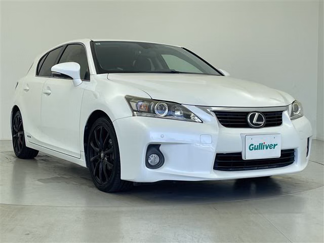 LEXUS CT200H