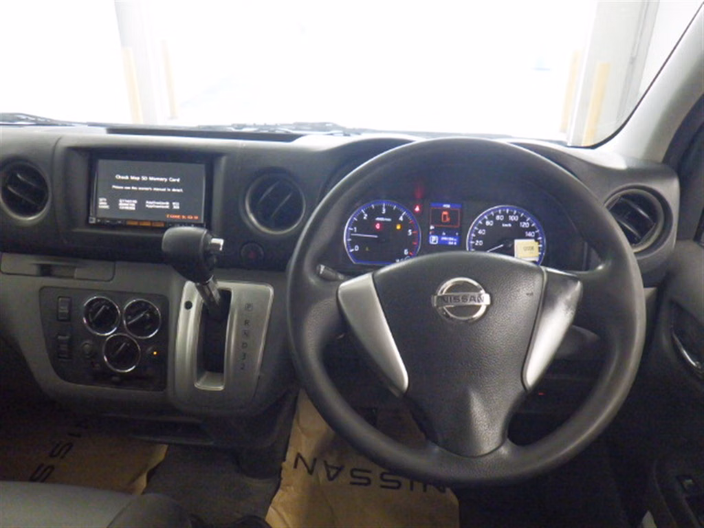 NISSAN NV350 CARAVAN