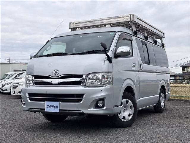 TOYOTA REGIUS ACE