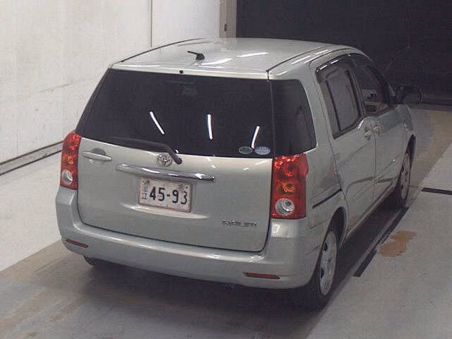 TOYOTA RAUM
