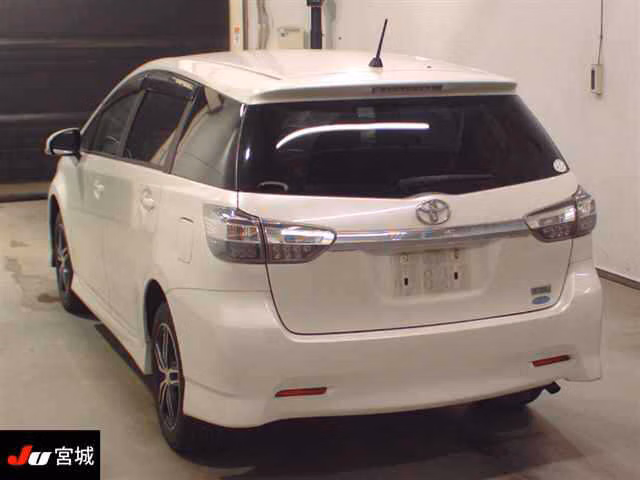 TOYOTA WISH