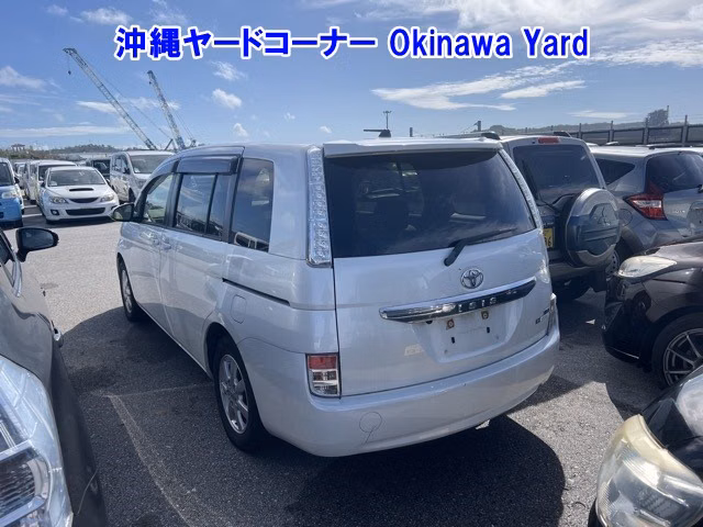 TOYOTA ISIS