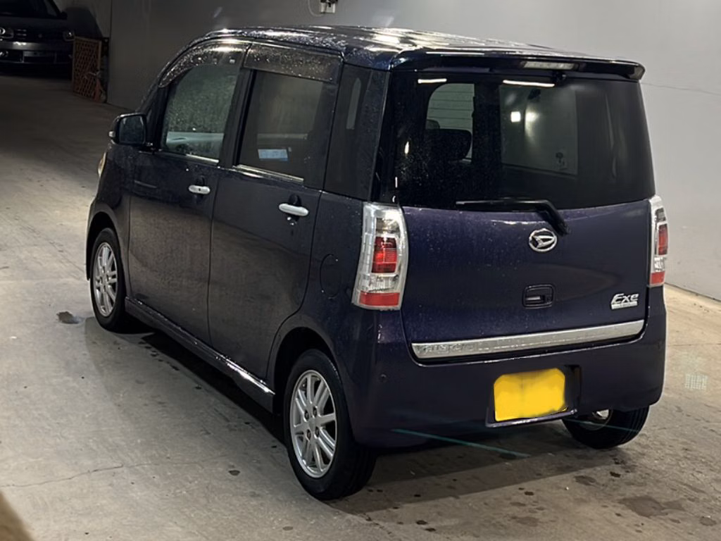 DAIHATSU TANTO EXE