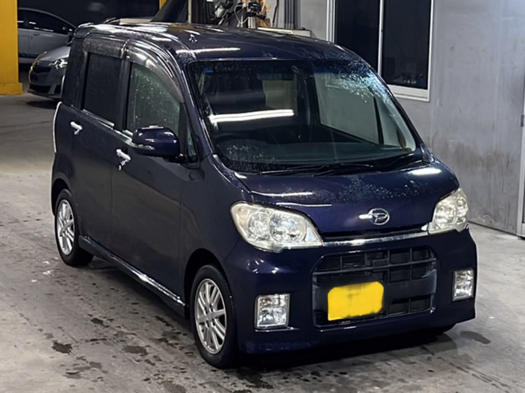 DAIHATSU TANTO EXE