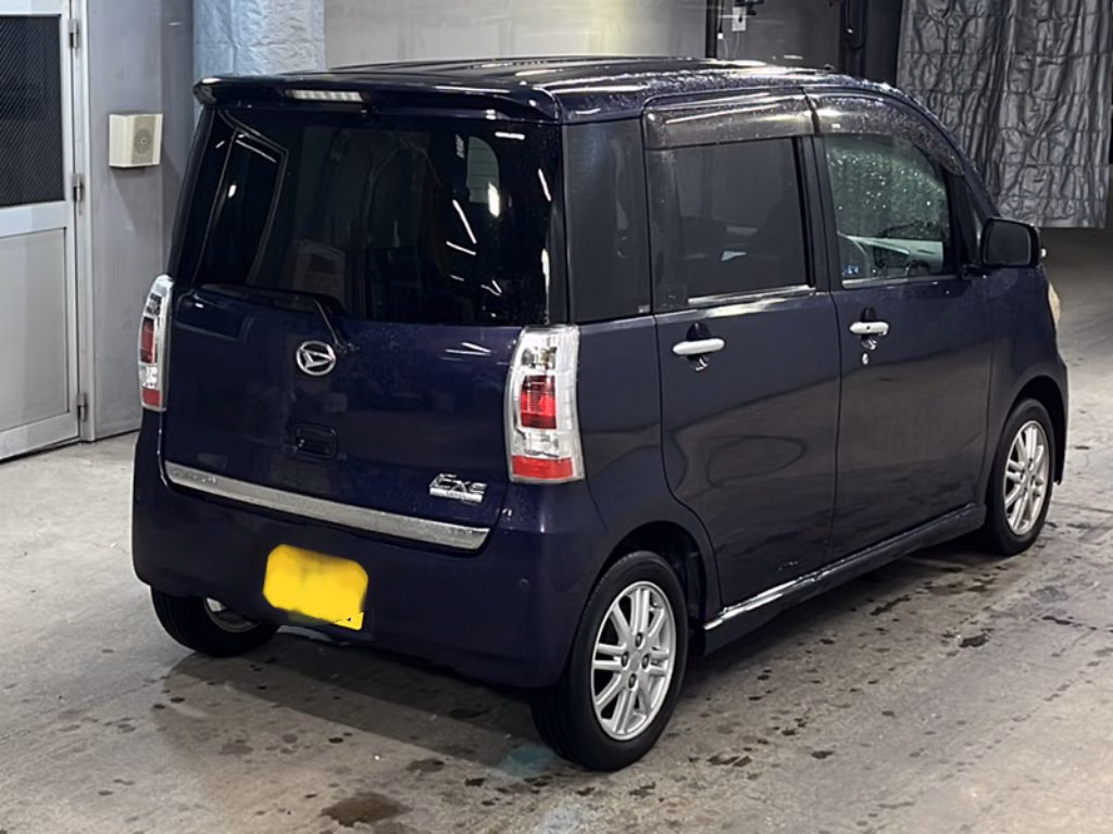 DAIHATSU TANTO EXE