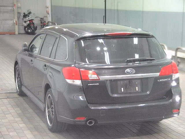 SUBARU LEGACY