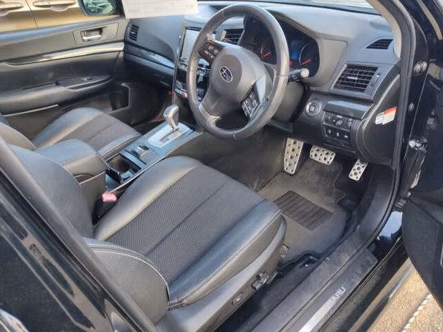 SUBARU LEGACY