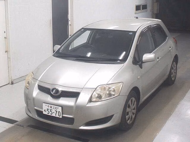 TOYOTA AURIS