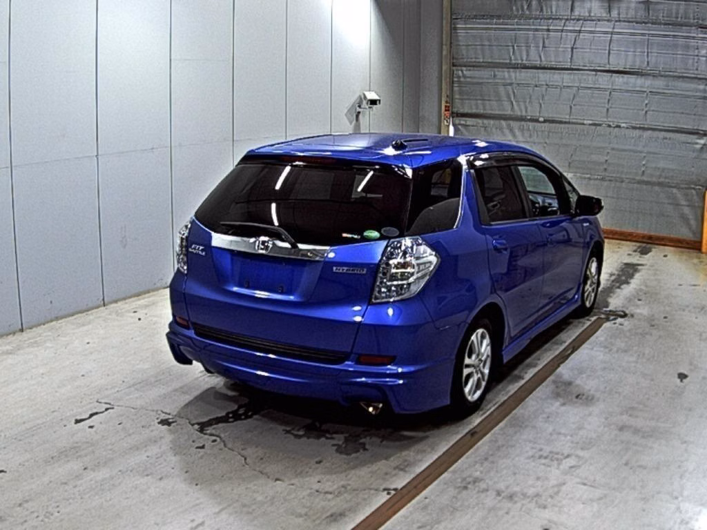 HONDA FIT SHUTTLE