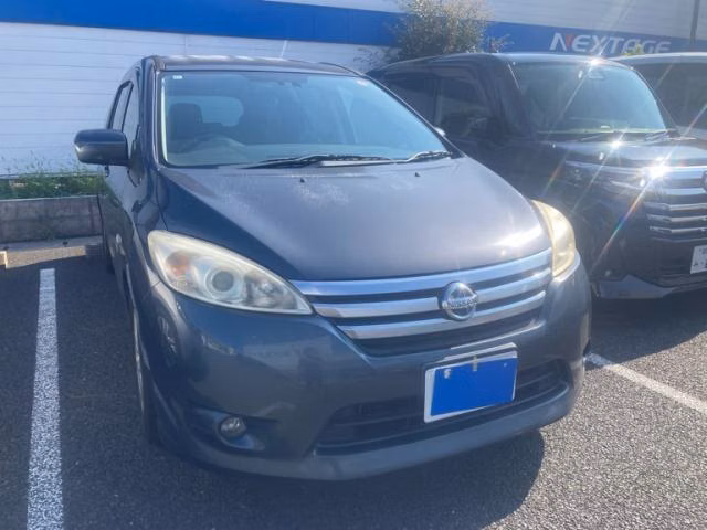 NISSAN LAFESTA