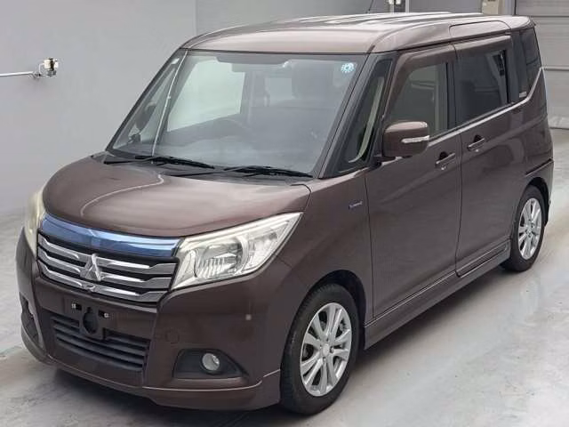MITSUBISHI DELICA D:2