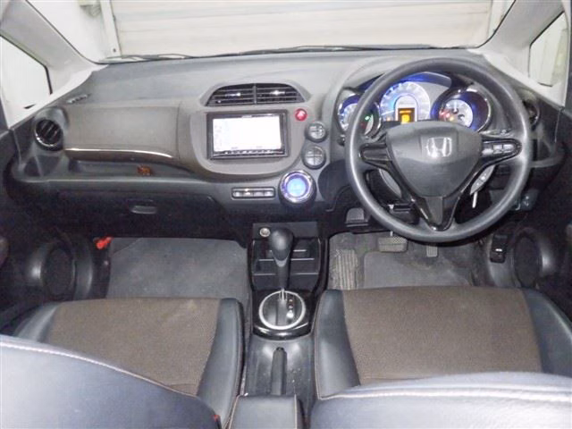HONDA FIT SHUTTLE