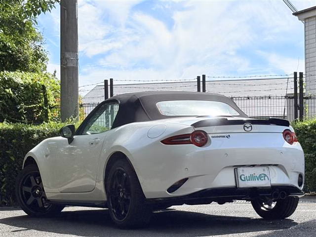 MAZDA ROADSTER