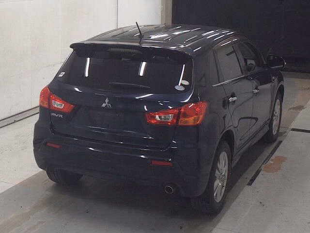 MITSUBISHI RVR
