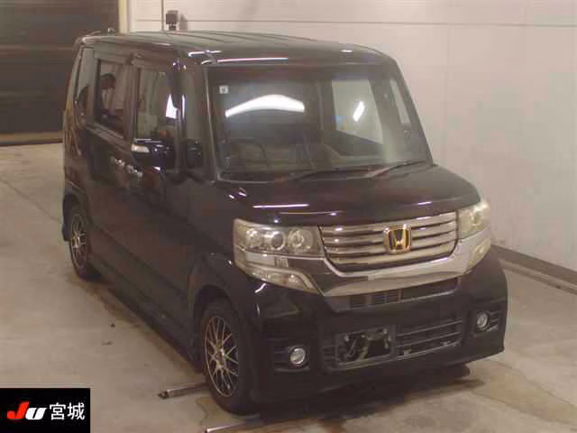 HONDA N-BOX