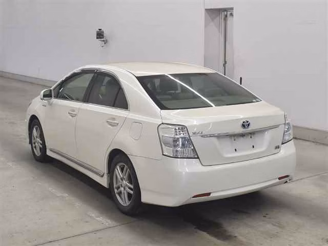 TOYOTA SAI