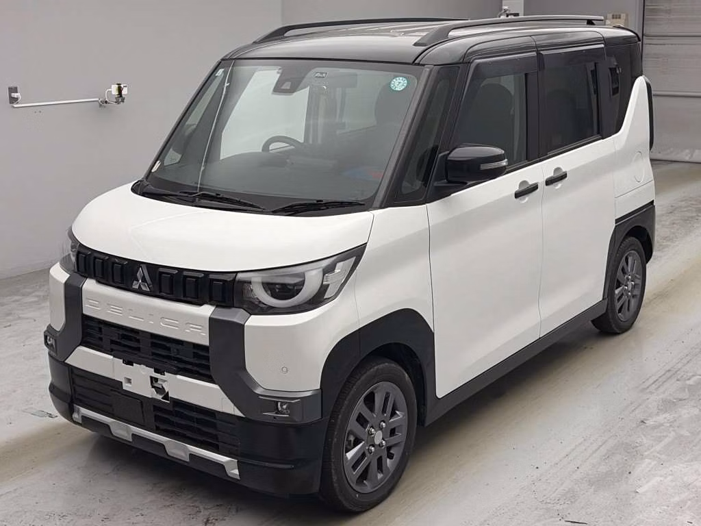 MITSUBISHI DELICA MINI