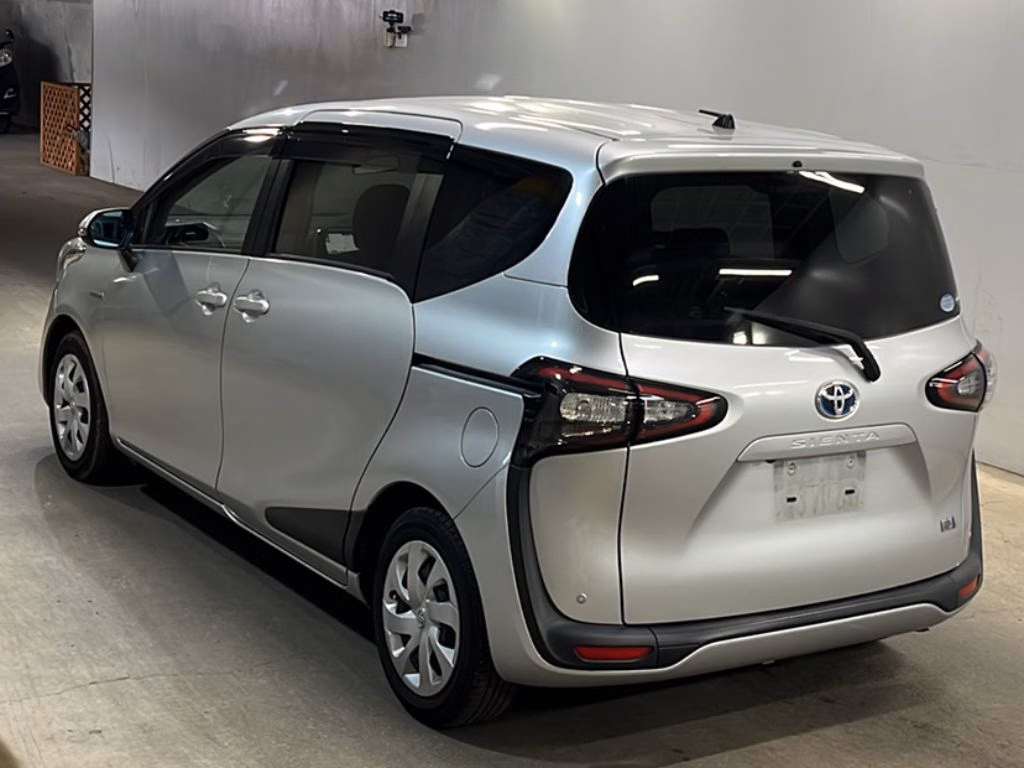 TOYOTA SIENTA